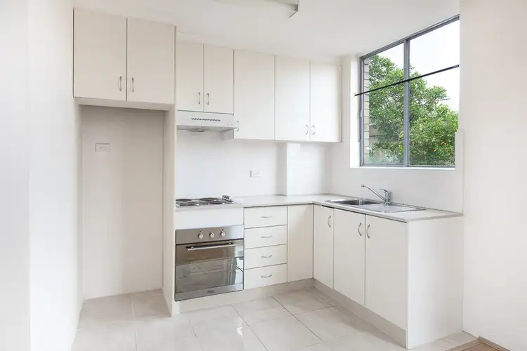 Second view of Homely studio listing, 13/27 Sutherland Street, Paddington NSW 2021