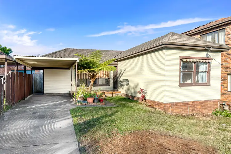 11a Glamis Street, Kingsgrove NSW 2208
