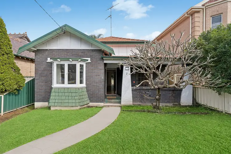 7 Bayview Street, Bexley NSW 2207
