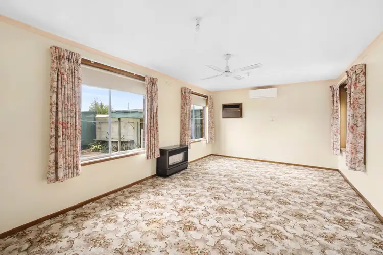 Second view of Homely house listing, 6 Norfolk Crescent, Corio VIC 3214