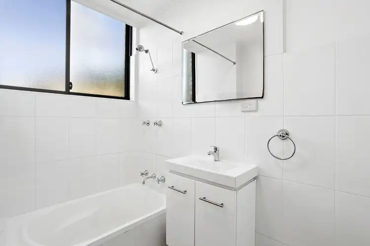Fifth view of Homely unit listing, 8/19 Wheeler Parade, Dee Why NSW 2099