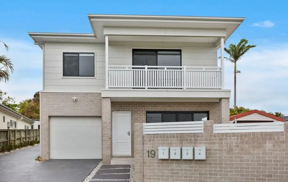 Main view of Homely townhouse listing, 1/19 Anthony Street, Lake Illawarra NSW 2528