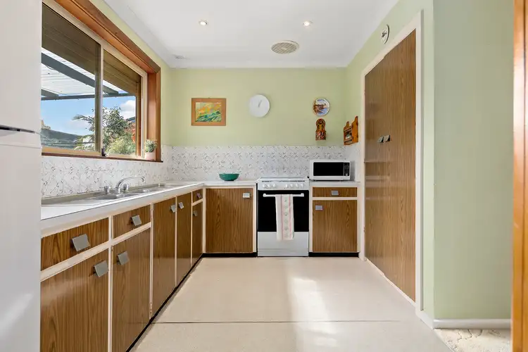 Second view of Homely house listing, 29 Dover Place, Engadine NSW 2233