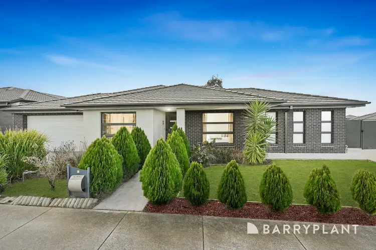 2 Dolcetto Drive, Berwick VIC 3806