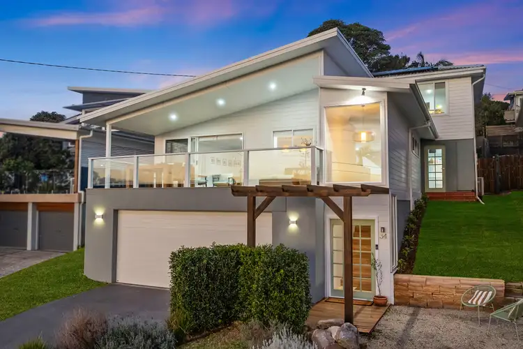 34 Masefield Avenue, Bateau Bay NSW 2261