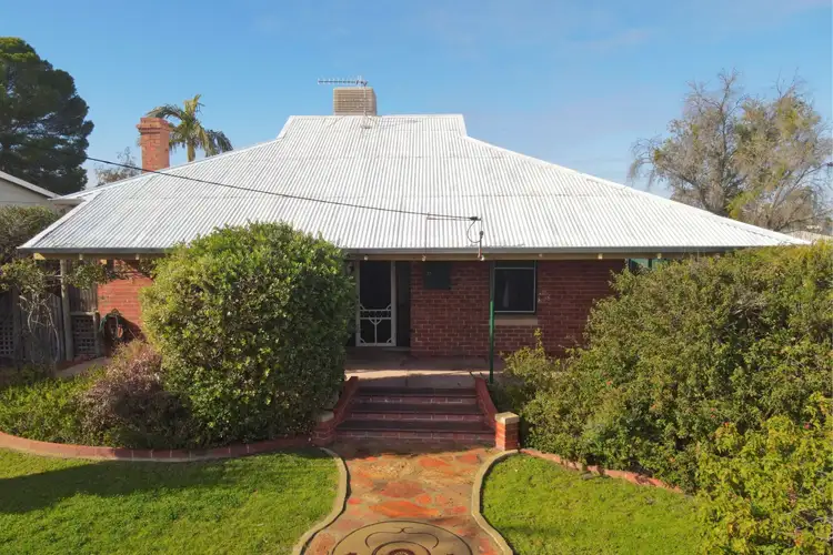 21 Quinlan Street, Wongan Hills WA 6603