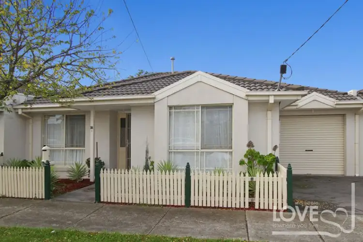 Main view of Homely unit listing, 18 Geoffrey Street, Thomastown VIC 3074