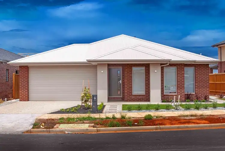 16 Longshanks Street, Thornhill Park VIC 3335