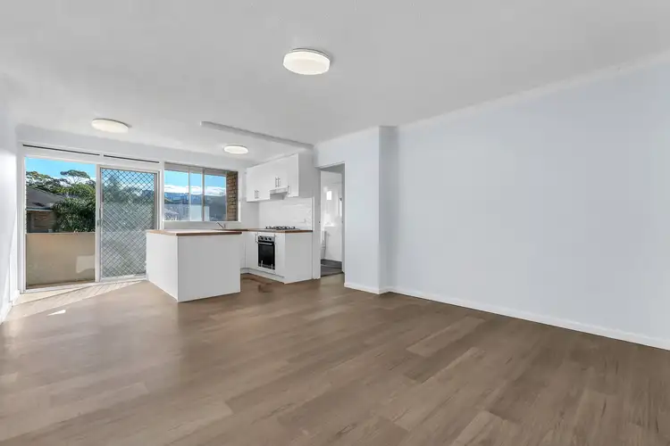 10/28 Brittain Crescent