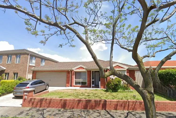 27 Masters Circuit, Roxburgh Park VIC 3064