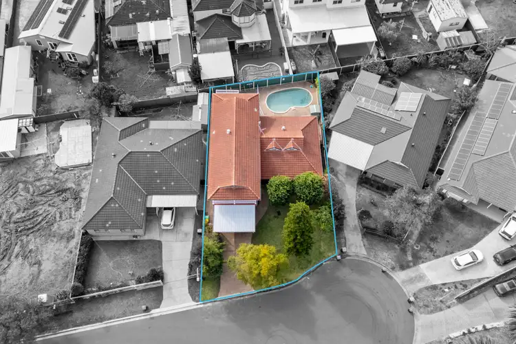 64 Jacaranda Crescent