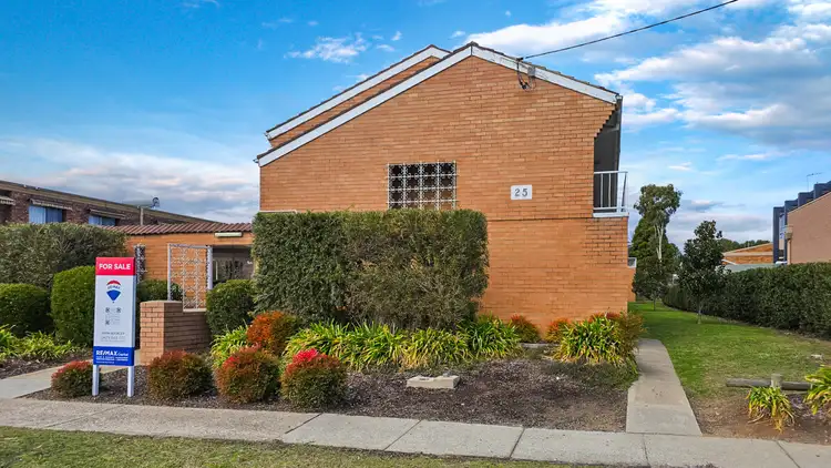 1/25 Macquoid Street, Queanbeyan NSW 2620