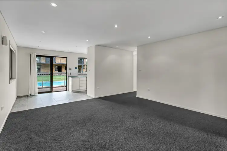 2/1a Sturt Road