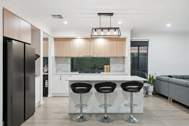 44 Clifton Street