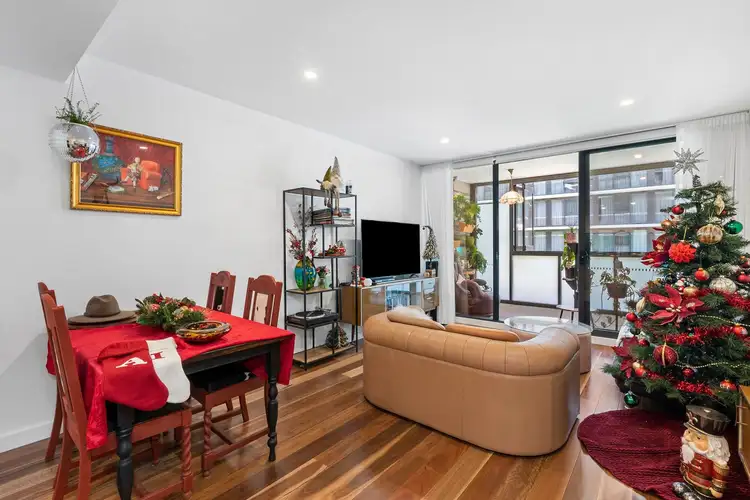119/2 Anzac Park