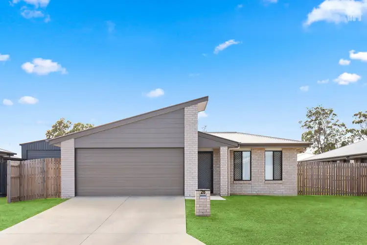 26 Larissa Way, Urangan QLD 4655