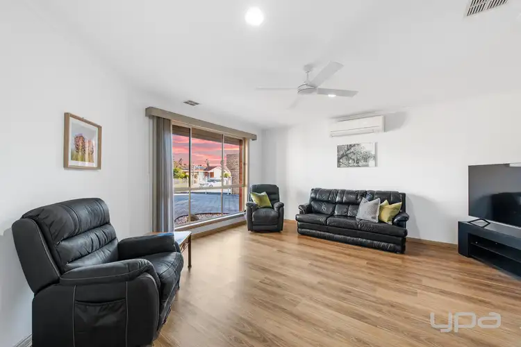 Fourth view of Homely house listing, 18 Bellbird Avenue, Taylors Lakes VIC 3038
