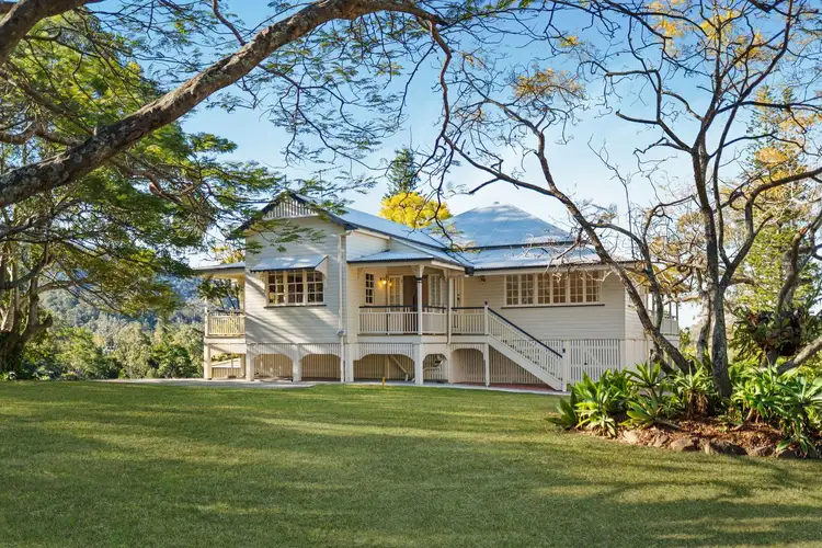 6 Mountain Brook Court, Samsonvale QLD 4520