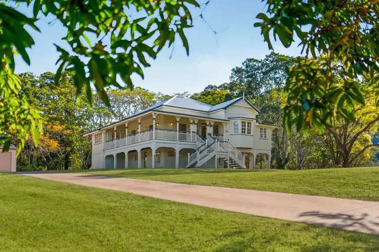6 Mountain Brook Court, Samsonvale QLD 4520