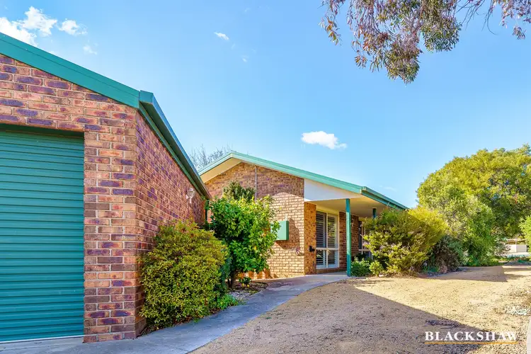 2 Mullens Place, Calwell ACT 2905