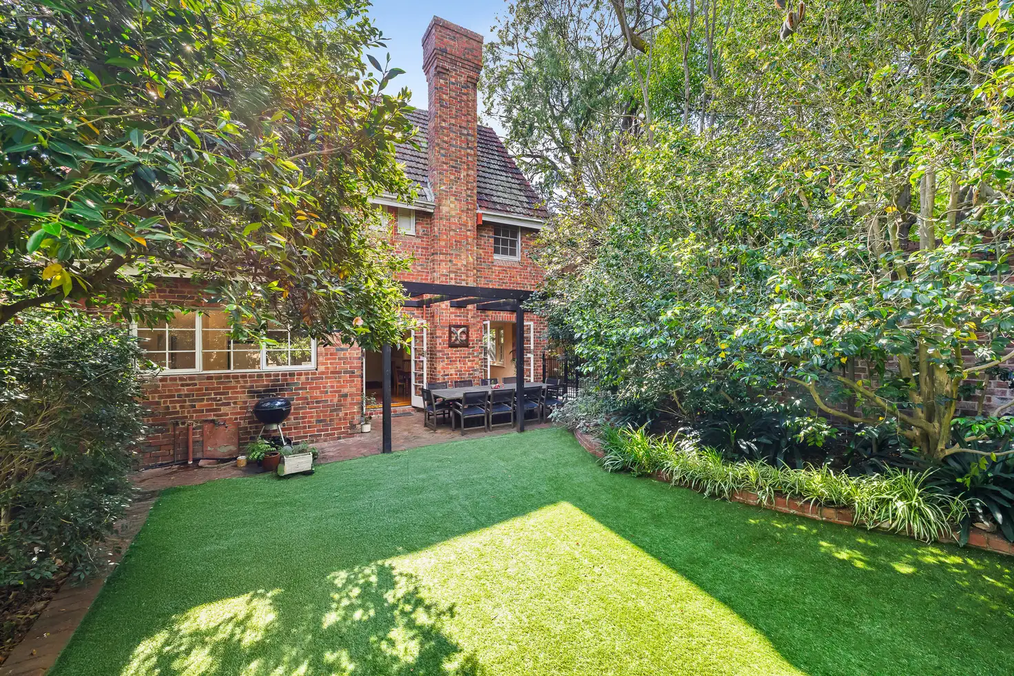 Main view of Homely house listing, 10 Chaddesley Avenue, St Kilda East VIC 3183