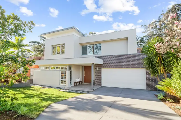 7 Woodridge Avenue