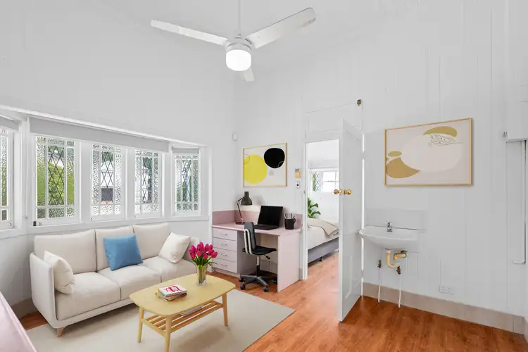 2a/15 Munro Street