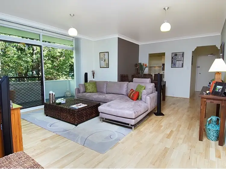 6/147 Smith Street