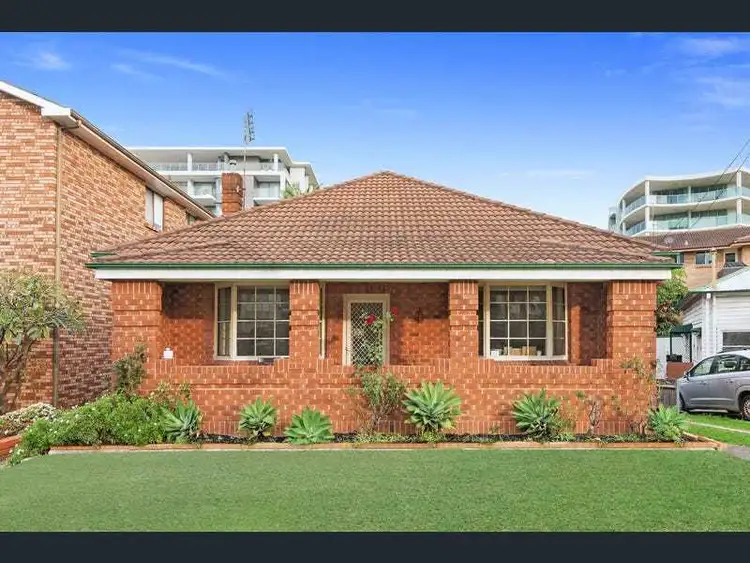 5 Georges Place, Wollongong NSW 2500