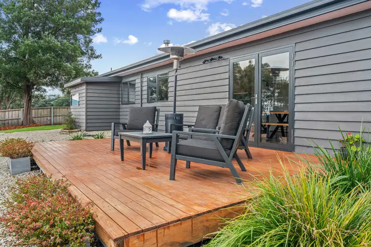 572 Woodbridge Hill Road, Gardners Bay TAS 7112