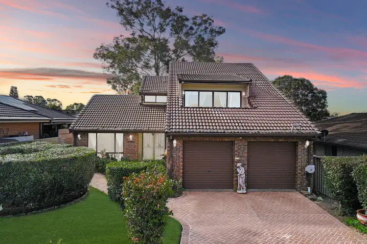 35 Gymea Crescent, Mannering Park NSW 2259