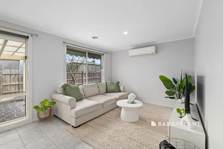Fifth view of Homely house listing, 19 Glenaire Crescent, Cranbourne West VIC 3977