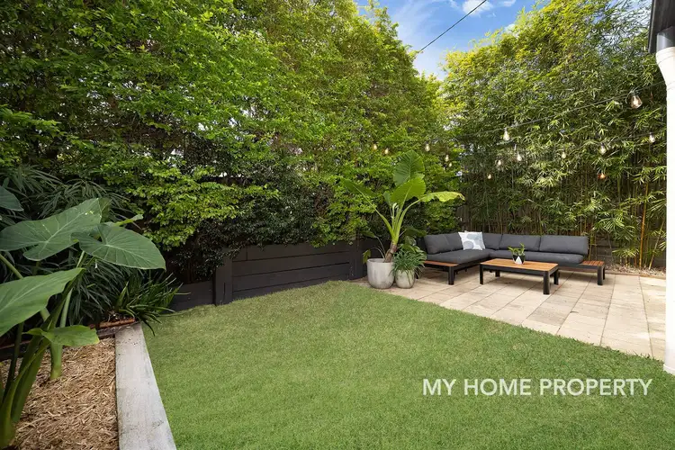 2/35 Agnes Street