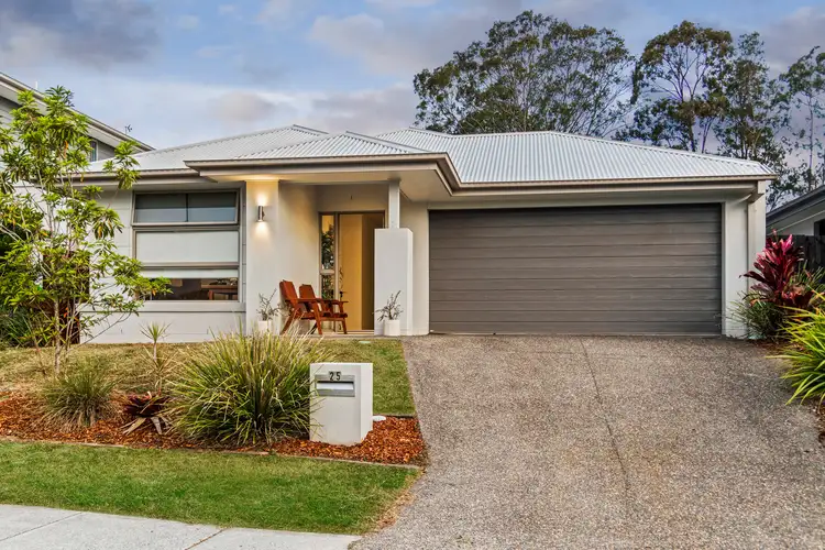 25 Foreshore Street