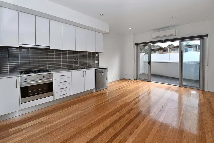 Second view of Homely townhouse listing, 12/162 Cumberland Road, Pascoe Vale VIC 3044