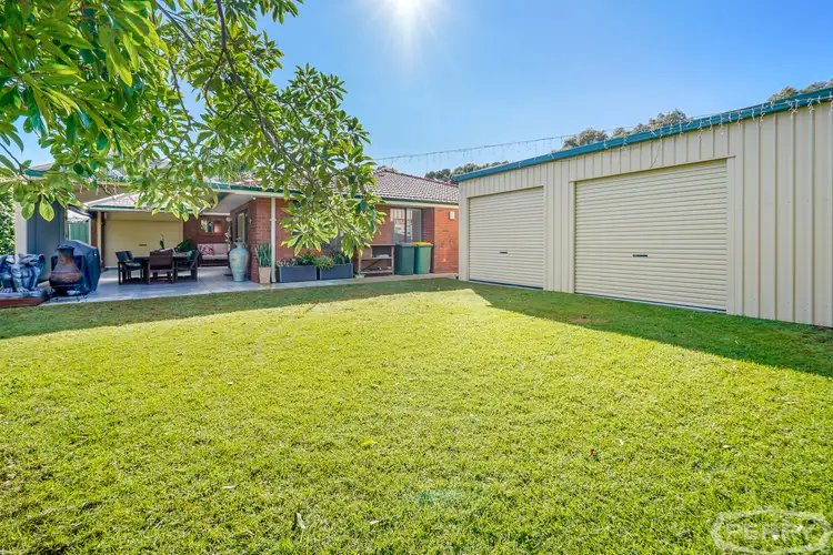 55 Sunningdale Chase, Meadow Springs WA 6210