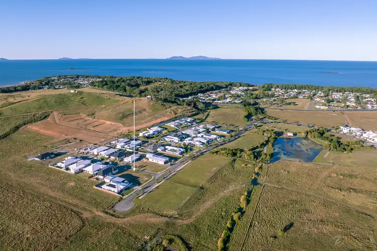 1 Mirage Court, Shoal Point QLD 4750