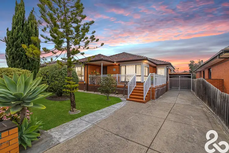 21 Queenscliff Road