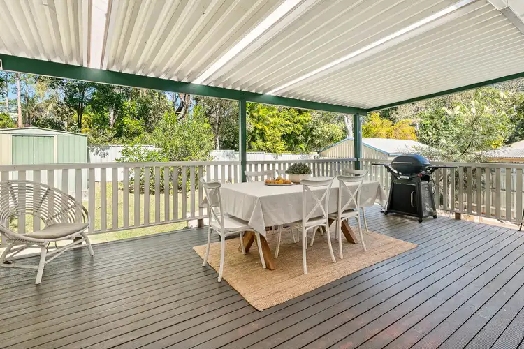 33 Mount Glorious Road, Samford Village QLD 4520