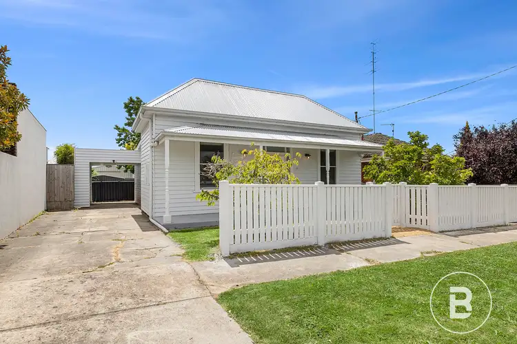 1026 Gregory Street, Lake Wendouree VIC 3350