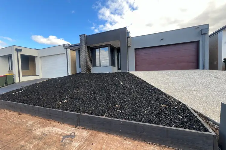 4 Fulham Circuit, Bacchus Marsh VIC 3340