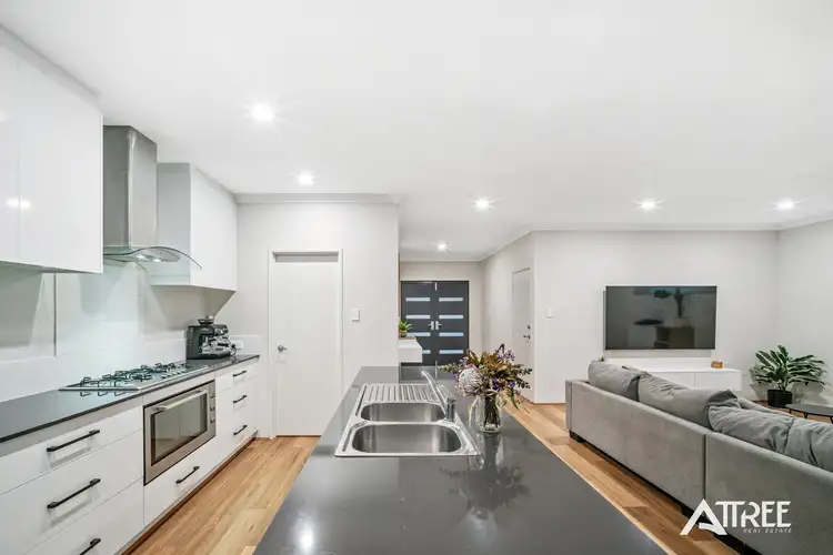Sixth view of Homely house listing, 20 Lentara View, Hilbert WA 6112