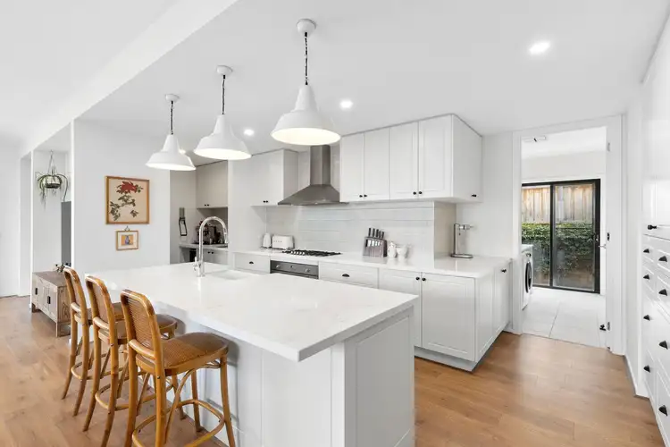 47 Eminence Street, Mount Duneed VIC 3217