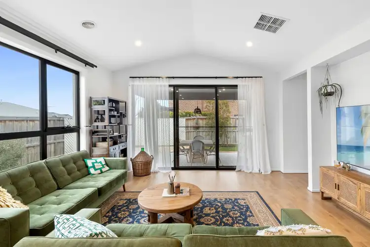 47 Eminence Street, Mount Duneed VIC 3217