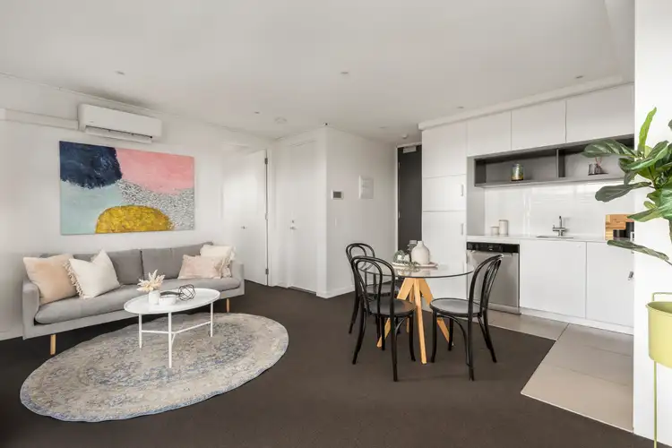 202/17 Railway Parade, Murrumbeena VIC 3163