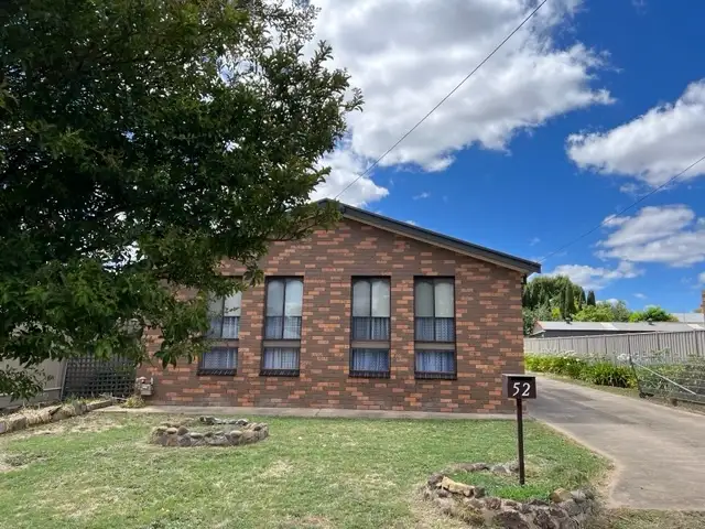 52 Kennedy Street