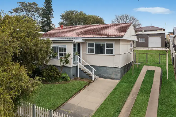 22 Woodlawn Drive, Budgewoi NSW 2262
