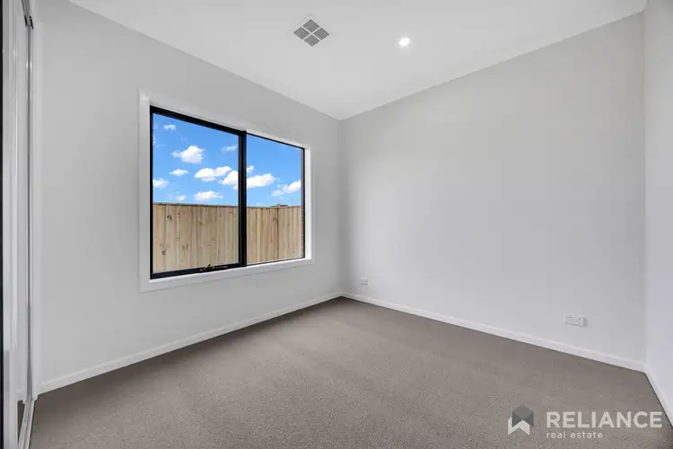 Second view of Homely house listing, 4 Renee Street, Sunbury VIC 3429