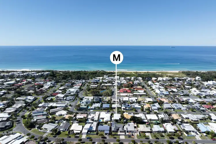 2/28 Saleng Crescent, Warana QLD 4575