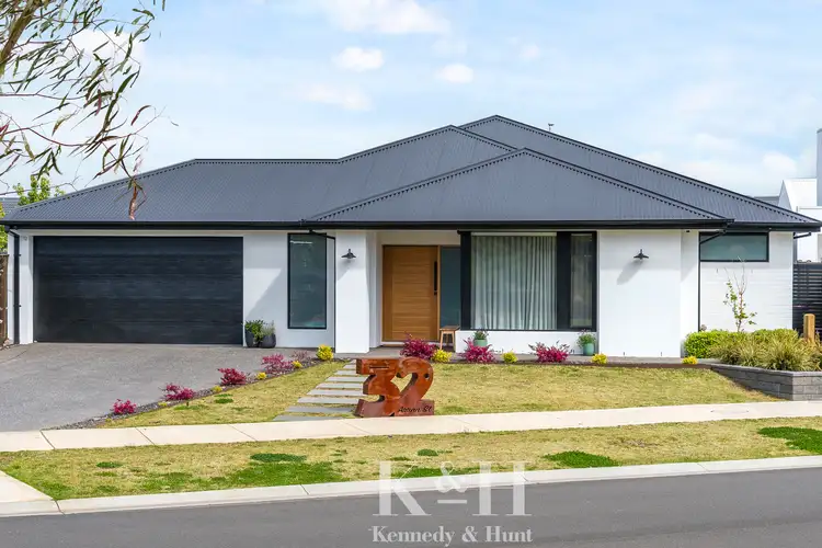 32 Arran Street, Gisborne VIC 3437